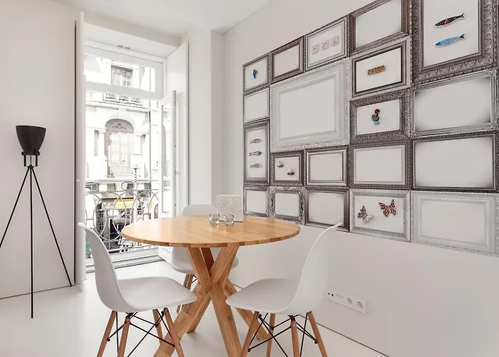 Portowhite City Lofts *