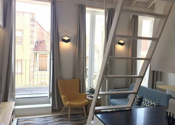 Portowhite Lofts * ポルト